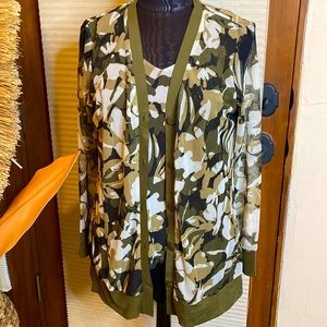 Chico’s 2 pc mesh olive floral cardigan set